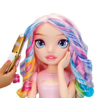 Rainbow High - Bella stylinghoofd - 33cm - Kleur nagels en haar - Gebruik de producten voor jou - Vanaf 4 jaar