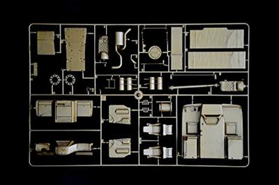Italeri 1/24 DAF XF 105 Smoky JR Italeri 1/24 DAF XF 105 Smoky JR
