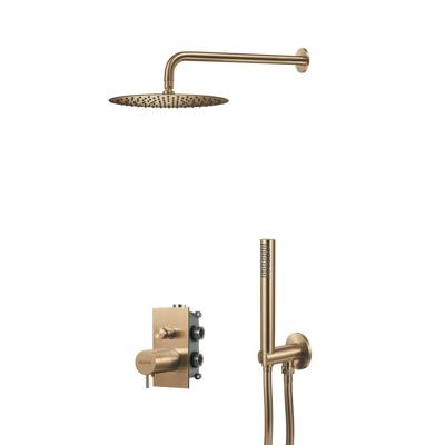 Regendoucheset Qisani Flow Inbouw 2-weg Vierkante inbouwkraan Geborsteld Goud Regendoucheset Qisani Flow Inbouw 2-weg Vierkante inbouwkraan Geborsteld Goud