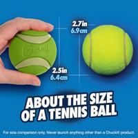 CHUCKIT MAX GLOW ULTRA SQUEEKERBAL GROEN 6 CM - thumbnail
