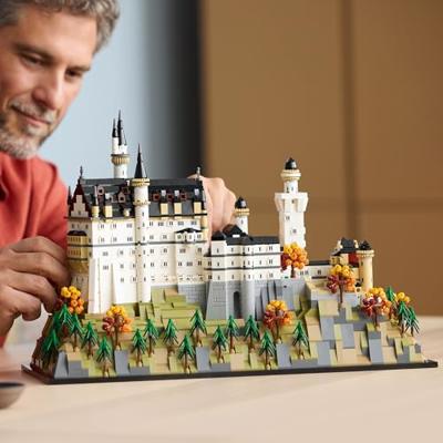 LEGO Architecture 21063 Kasteel Neuschwanstein - Bouwset voor volwassenen - thumbnail