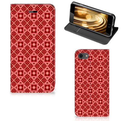 iPhone 7 | 8 | SE (2020) | SE (2022) | Hoesje met Magneet | Batik Rood