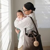 Siliconen fopspeenhouder MUSHIE ecru - thumbnail