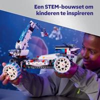 LEGO Technic Lunar Outpost maanrover ruimtevoertuig 42211 - thumbnail