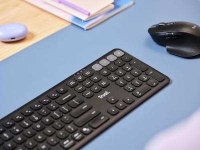 Trust Vaiya toetsenbord Universeel USB + RF Wireless + Bluetooth Amerikaans Engels Zwart Trust Vaiya toetsenbord Universeel USB + RF Wireless + Bluetooth Amerikaans Engels Zwart