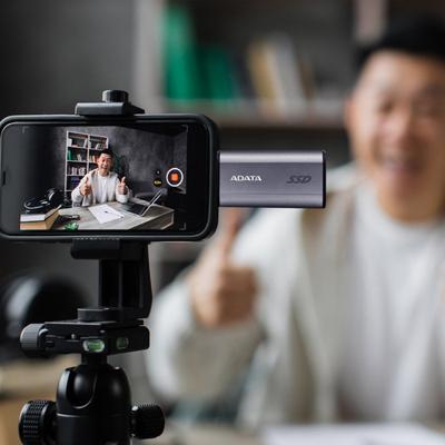 ADATA SC750 2 TB USB Type-C 3.2 Gen 2 (3.1 Gen 2) Grijs ADATA SC750 2 TB USB Type-C 3.2 Gen 2 (3.1 Gen 2) Grijs