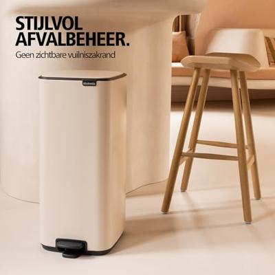Brabantia Bo touch bin 30 liter Matt Steel Fingerprint Proof Brabantia Bo touch bin 30 liter Matt Steel Fingerprint Proof
