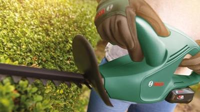 Bosch Groen EasyHedgeCut 18-45 | Accu heggenschaar 46 cm | Zonder accu&apos;s & lader - 0600849H03 - thumbnail