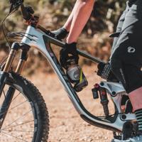 Lezyne Matrix Team Bidonhouder - Rood - thumbnail