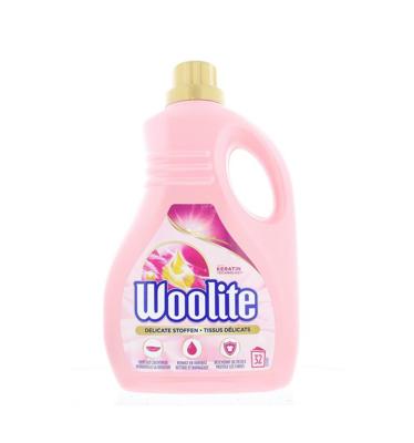 Woolite Woolite Vloeibaar Wasmiddel Wol & Zijde 32 Wasbeurten 1,9 liter Woolite Woolite Vloeibaar Wasmiddel Wol & Zijde 32 Wasbeurten 1,9 liter