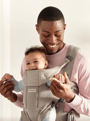 BABYBJORN Fysiologische draagzak BABYBJORN Move Mesh 3D beige BABYBJORN Fysiologische draagzak BABYBJORN Move Mesh 3D beige