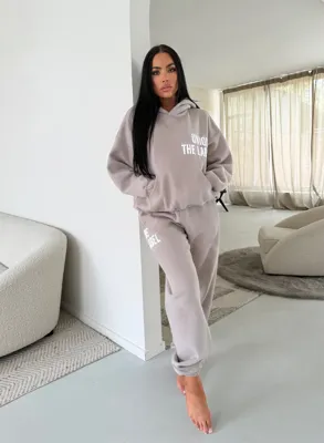 Unique The Label Elyana Trainingspak Dames Beige - Maat XL - Kleur: Beige | Soccerfanshop