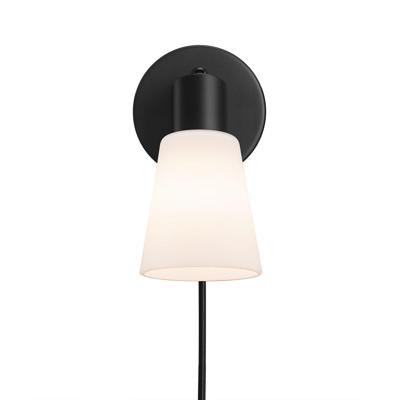 Wandlamp zwart met schakelaar en E14 fitting Nordlux Cole Wandlamp zwart met schakelaar en E14 fitting Nordlux Cole