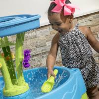 Step 2 Waterspeeltafel Summer Showers Splash Tower - thumbnail