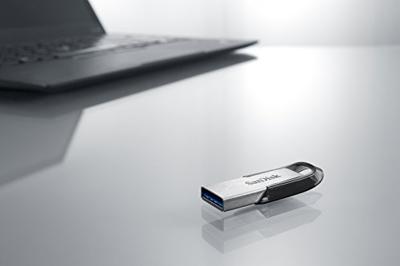 SanDisk Cruzer Ultra® Flair™ USB-stick 32 GB Zilver SDCZ73-032G-G46 USB-A 3.2 Gen 1 SanDisk Cruzer Ultra® Flair™ USB-stick 32 GB Zilver SDCZ73-032G-G46 USB-A 3.2 Gen 1
