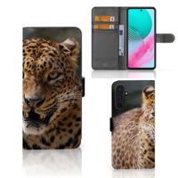 Samsung Galaxy M54 | Telefoonhoesje | Met pasjeshouder | Luipaard - thumbnail