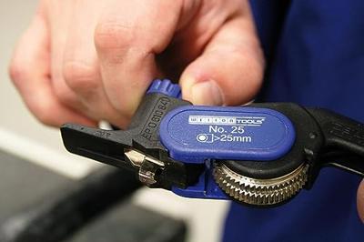 WEICON TOOLS 10034292 No. 25 Buitenmantelsnijder Geschikt voor: Ronde kabel 25 mm (min)