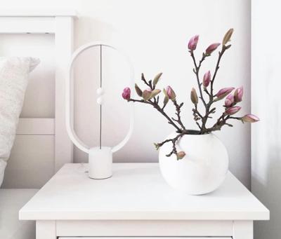 Heng Balance Lamp Oval - Magnetische lamp - Wit - Groot - 32.4 x 27.9 x 9.7 cm