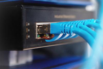 DIGITUS Netwerkswitch 8-poorts - DIN-rail of wandmontage - Gigabit Ethernet RJ45-bussen - DIN-rail - 1 Gb/s