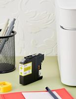 Geel - origineel - inktcartridge - voor Brother MFC-J5920DW - thumbnail