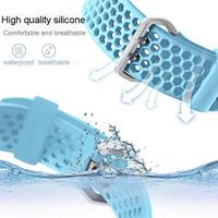 Bandje met gaatjes - Lichtblauw - Geschikt voor Apple Watch 44mm / 45mm / 46mm / 49mm - thumbnail