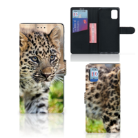 Samsung Galaxy M51 Telefoonhoesje met Pasjes Baby Luipaard - thumbnail