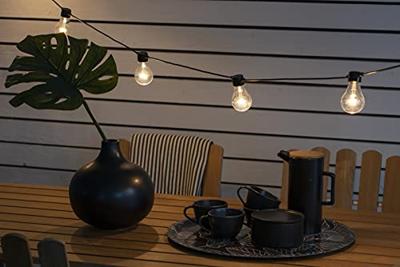 LED feestverlichting 4.5 meter met 10 lampen warmwit LED feestverlichting 4.5 meter met 10 lampen warmwit