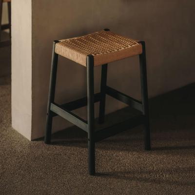 Kave Home Barkruk 'Yalia' Eikenhout, kleur Zwart (zithoogte 66cm) Kave Home Barkruk 'Yalia' Eikenhout, kleur Zwart (zithoogte 66cm)
