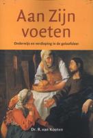 Aan Zijn voeten (Paperback) - thumbnail