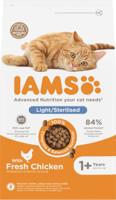 Iams Adult Light/Sterilised kip kattenvoer 3 kg - thumbnail