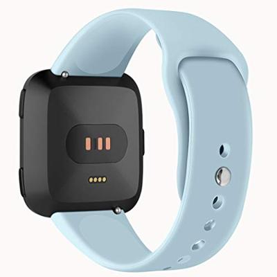 Fitbit Versa 1 / 2 & Lite siliconen bandje - Maat: Small - Lichtblauw Fitbit Versa 1 / 2 & Lite siliconen bandje - Maat: Small - Lichtblauw