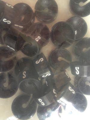 MB zwart/wit S voor op kledinghanger