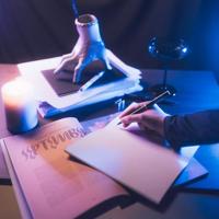 Wednesday Pencil Holder incl. Stationary Set - thumbnail