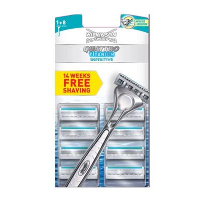 Wilkinson Quattro Titanium Sensitive Scheersysteem incl 9 Mesjes