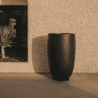 Kave Home Plantenpot 'Aiguablava' 120cm hoog, kleur Zwart