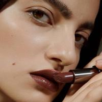 MÁDARA Dazzle Nights Satin Shine Lipstick 504 Dominance 3.8gr - thumbnail