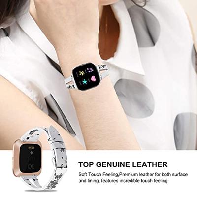 Fitbit Versa 1 / 2 & Lite bandje TPU leer - Bloemenprint wit - thumbnail
