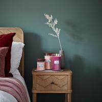 Woodwick Pressed Blooms & Patchouli Medium Hourglass Candle 0 - thumbnail