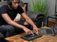 AKAI MPK Mini MK3 Bedieningstoetsenbord Regelaar MIDI USB Zwart, Grijs - thumbnail