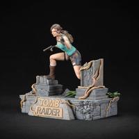 Dark Horse Tomb Raider: Lara Croft PVC Statue - thumbnail