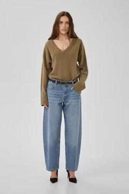 MEW 139 High Barrel Jeans | Medium Blue