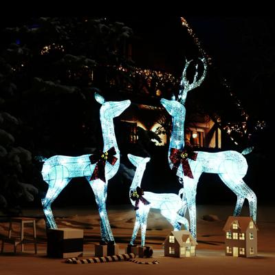 VidaXL Kerstversiering rendierfamilie 201 led's wit en zilverkleurig VidaXL Kerstversiering rendierfamilie 201 led's wit en zilverkleurig