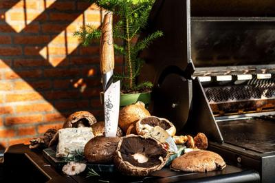 Koksmes - GESMEED - KATAI - VG10 staal - Handvat van wortelhout - 16 cm lang