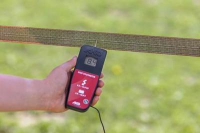 AKO digitale duo voltmeter