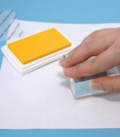 Tsukineko • tack 'n peel herbruikbaar plakvel - thumbnail