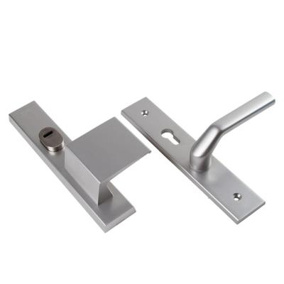 AMI Veiligheidsbeslag 251/50/15 Kt72 Omkeer 90/80 Re, Deurkruk 379 Rotaveer F1 Deurdikte 38/42 Mm. - 891641 AMI Veiligheidsbeslag 251/50/15 Kt72 Omkeer 90/80 Re, Deurkruk 379 Rotaveer F1 Deurdikte 38/42 Mm. - 891641