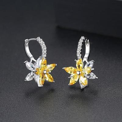 Leuke romantische mooie heldere stenen bloem vorm handige eenvoudige Stud koperen Cubic Zirkonia Earrings(Yellow)