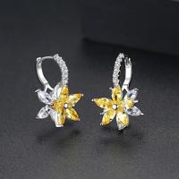 Leuke romantische mooie heldere stenen bloem vorm handige eenvoudige Stud koperen Cubic Zirkonia Earrings(Yellow) - thumbnail