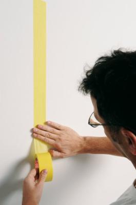 Tesa Precisie afplaktape | glad | geel | lengte 50 m | breedte 50 mm | wiel | 3 stuks - 04334-00004-00 - 04334-00004-00