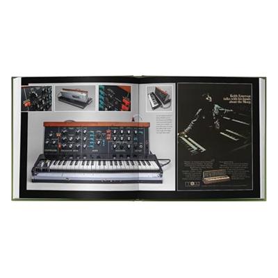 Bjooks The Minimoog Book